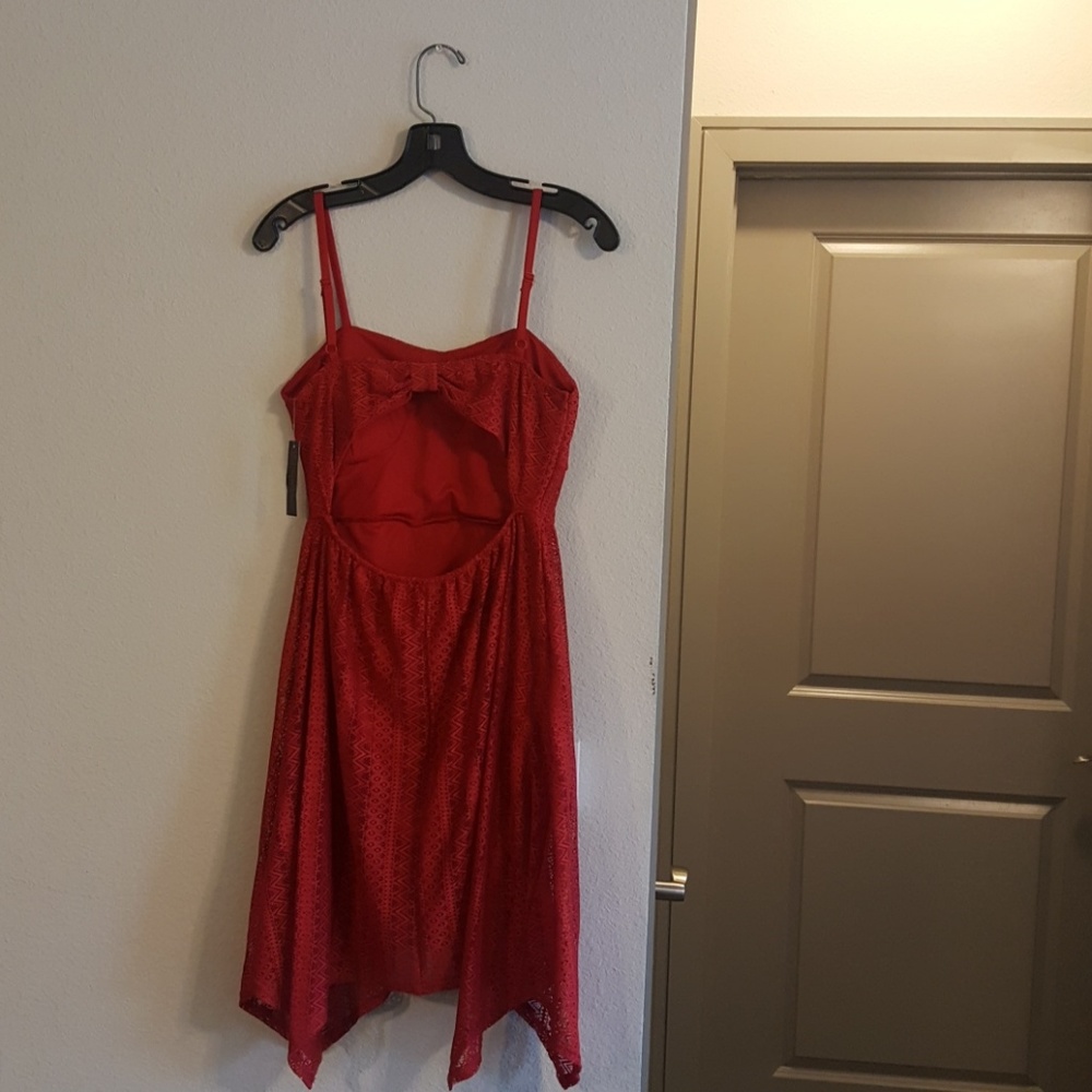 Dress - Picture 2 of 2